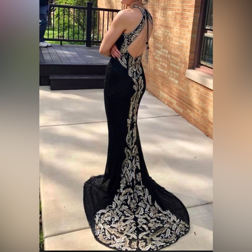 Sherri Hill Black & Gold Beaded Gown Size 0 Dress (Prom, Pageant, Evening Gown)